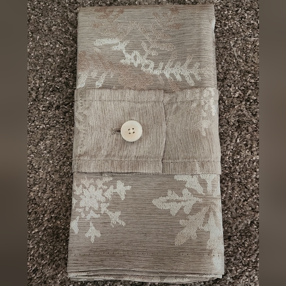 Silver satin snowflakes fabric table napkins lot of 12 jacquard damask Threshold - Picture 2 of 8